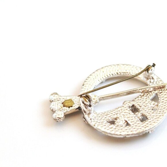 Vintage Celtic Brooch With Emerald Green Stones Silver Pin - Picture 2 of 4